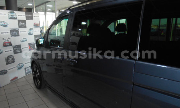 Acheter Occasion Voiture Mercedes‒Benz Viano Bleu à Beitbridge, Matabeleland South Acheter Occasion Voiture Mercedes‒Benz Viano Bleu à Beitbridge, Matabeleland South