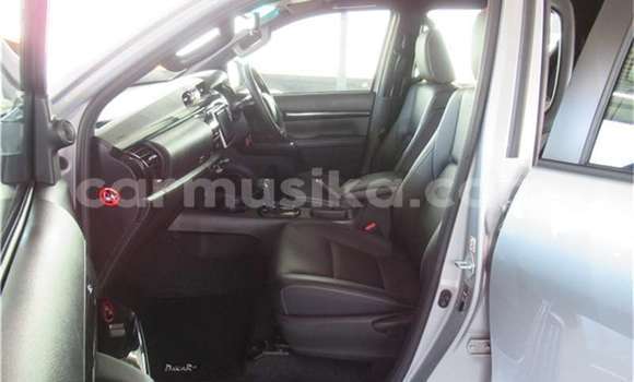 Acheter Occasion Voiture Toyota Hilux Gris à Beitbridge, Matabeleland South Acheter Occasion Voiture Toyota Hilux Gris à Beitbridge, Matabeleland South