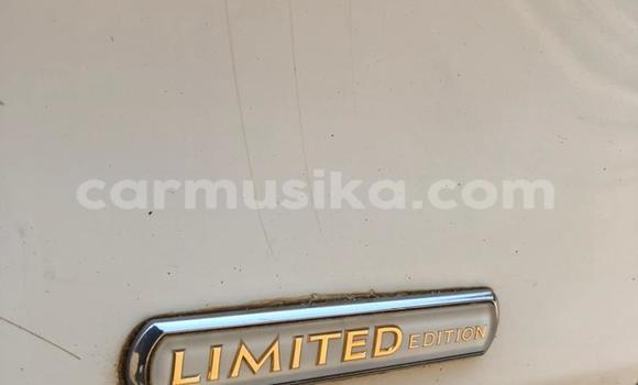 Tenga Tsaru Toyota Camry Chena Mota in Harare in Harare Tenga Tsaru Toyota Camry Chena Mota in Harare in Harare