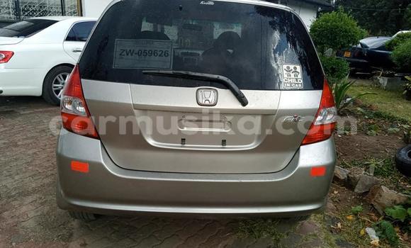 Acheter Occasion Voiture Honda Fit Gris à Beitbridge, Matabeleland South Acheter Occasion Voiture Honda Fit Gris à Beitbridge, Matabeleland South