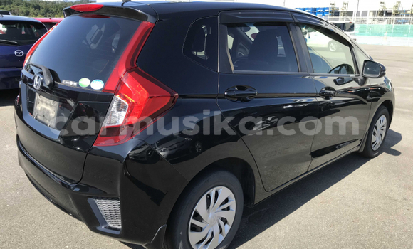 Nunua Ilio tumika Honda Fit Nyeusi Gari ndani ya Beitbridge nchini Matabeleland Kusini Nunua Ilio tumika Honda Fit Nyeusi Gari ndani ya Beitbridge nchini Matabeleland Kusini