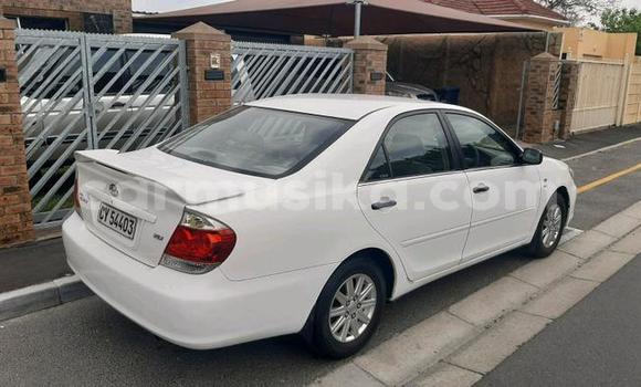 Acheter Occasion Voiture Toyota Camry (Japan) Blanc à Beitbridge, Matabeleland South Acheter Occasion Voiture Toyota Camry (Japan) Blanc à Beitbridge, Matabeleland South