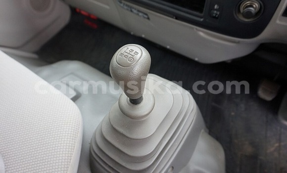 Acheter Occasion Utilitaire Toyota Dyna Blanc à Beitbridge, Matabeleland South Acheter Occasion Utilitaire Toyota Dyna Blanc à Beitbridge, Matabeleland South