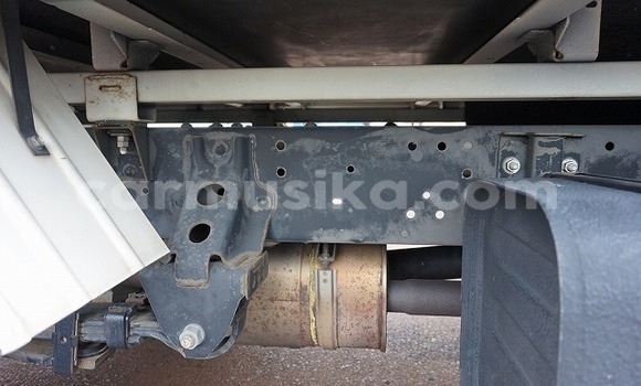 Acheter Occasion Utilitaire Toyota Dyna Blanc à Beitbridge, Matabeleland South Acheter Occasion Utilitaire Toyota Dyna Blanc à Beitbridge, Matabeleland South