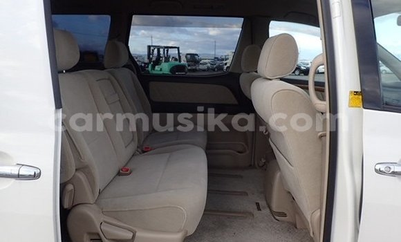 Buy Used Toyota Alphard White Car in Beitbridge in Matabeleland South Buy Used Toyota Alphard White Car in Beitbridge in Matabeleland South