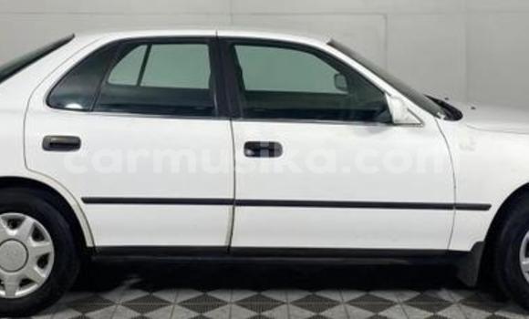 Acheter Occasion Voiture Toyota Camry Blanc à Beitbridge, Matabeleland South Acheter Occasion Voiture Toyota Camry Blanc à Beitbridge, Matabeleland South