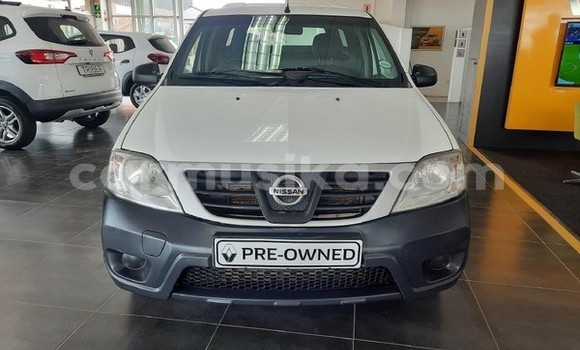Acheter Occasion Voiture Nissan NV200 Blanc à Beitbridge, Matabeleland South Acheter Occasion Voiture Nissan NV200 Blanc à Beitbridge, Matabeleland South