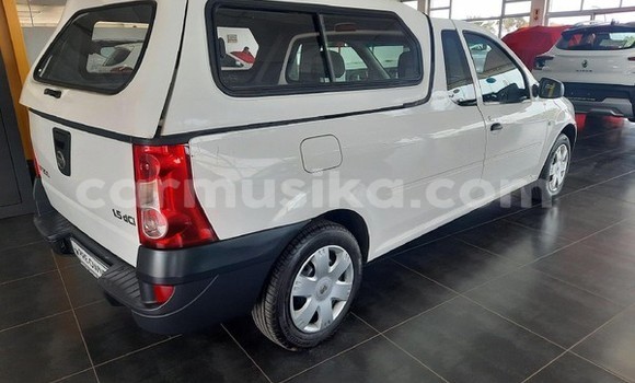 Acheter Occasion Voiture Nissan NV200 Blanc à Beitbridge, Matabeleland South Acheter Occasion Voiture Nissan NV200 Blanc à Beitbridge, Matabeleland South