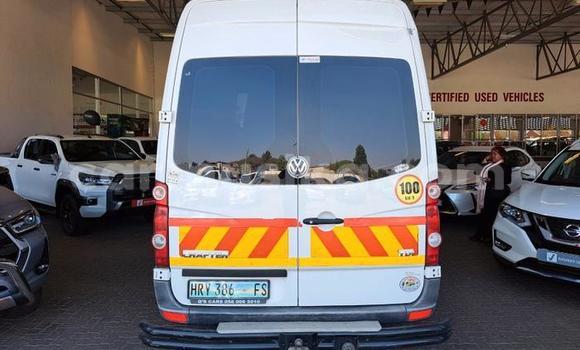 Nunua Ilio tumika Volkswagen Transporter Nyeupe Gari ndani ya Beitbridge nchini Matabeleland Kusini Nunua Ilio tumika Volkswagen Transporter Nyeupe Gari ndani ya Beitbridge nchini Matabeleland Kusini