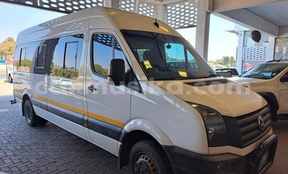 Nunua Ilio tumika Volkswagen Transporter Nyeupe Gari ndani ya Beitbridge nchini Matabeleland Kusini Nunua Ilio tumika Volkswagen Transporter Nyeupe Gari ndani ya Beitbridge nchini Matabeleland Kusini