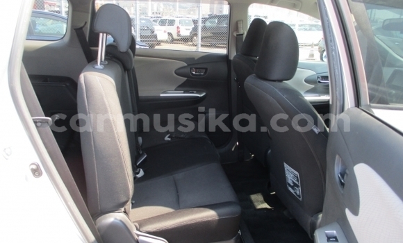 Buy Used Toyota Wish Silver Car in Beitbridge in Matabeleland South Buy Used Toyota Wish Silver Car in Beitbridge in Matabeleland South