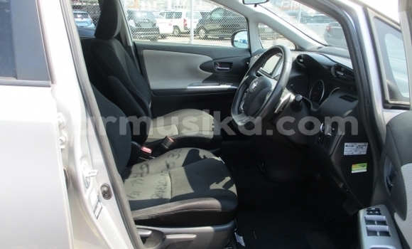 Buy Used Toyota Wish Silver Car in Beitbridge in Matabeleland South Buy Used Toyota Wish Silver Car in Beitbridge in Matabeleland South