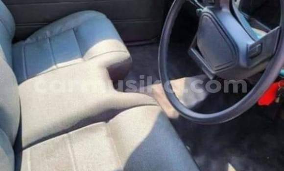 Tenga Tsaru Toyota Hilux Beige Mota in Beitbridge in Matabeleland South Tenga Tsaru Toyota Hilux Beige Mota in Beitbridge in Matabeleland South