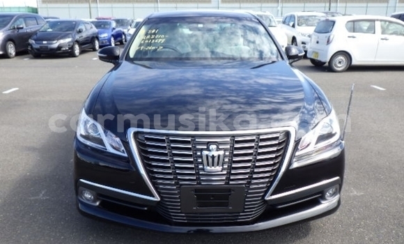 Buy Used Toyota Crown Black Car in Beitbridge in Matabeleland South