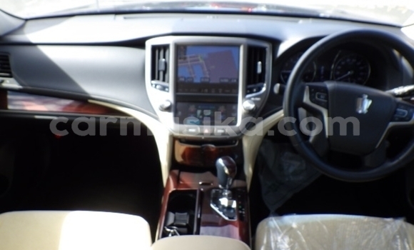 Acheter Occasion Voiture Toyota Crown Noir à Beitbridge, Matabeleland South Acheter Occasion Voiture Toyota Crown Noir à Beitbridge, Matabeleland South