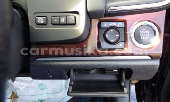 Acheter Occasion Voiture Toyota Crown Noir à Beitbridge, Matabeleland South Acheter Occasion Voiture Toyota Crown Noir à Beitbridge, Matabeleland South