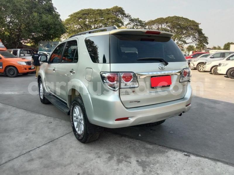 Big with watermark toyota fortuner matabeleland south beitbridge 31484