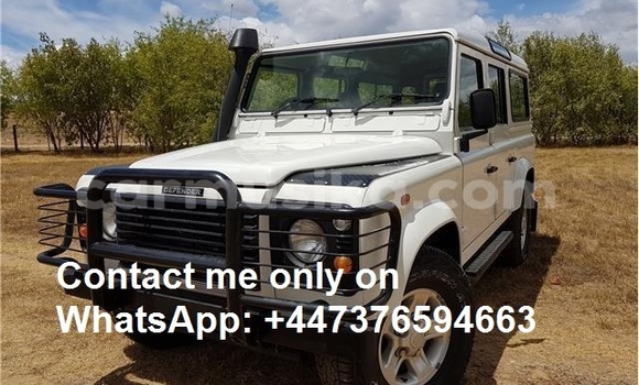 Buy Used Land Rover Defender White Car in Harare in Harare