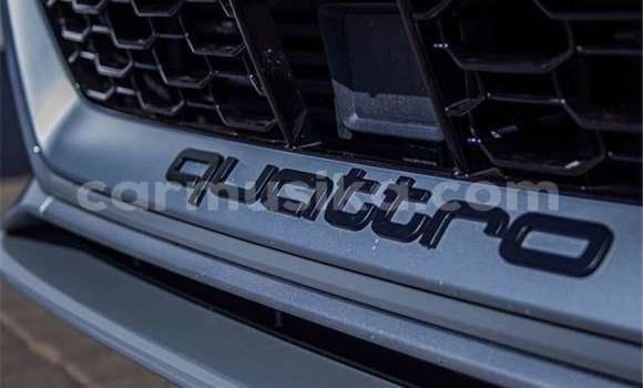 Nunua Ilio tumika Audi RS3 Fedha Gari ndani ya Beitbridge nchini Matabeleland Kusini Nunua Ilio tumika Audi RS3 Fedha Gari ndani ya Beitbridge nchini Matabeleland Kusini