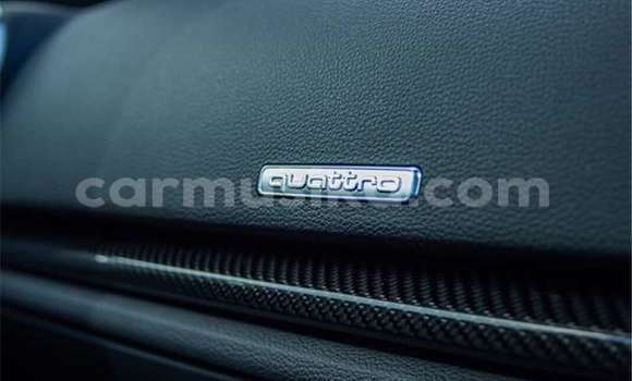 Nunua Ilio tumika Audi RS3 Fedha Gari ndani ya Beitbridge nchini Matabeleland Kusini Nunua Ilio tumika Audi RS3 Fedha Gari ndani ya Beitbridge nchini Matabeleland Kusini