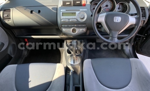 Acheter Occasion Voiture Honda Fit Noir à Beitbridge, Matabeleland South Acheter Occasion Voiture Honda Fit Noir à Beitbridge, Matabeleland South