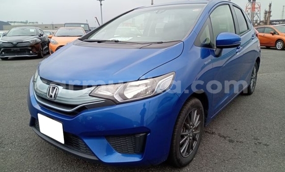 Nunua Ilio tumika Honda Fit Bluu Gari ndani ya Beitbridge nchini Matabeleland Kusini