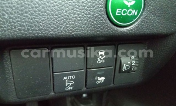 Acheter Occasion Voiture Honda Fit Bleu à Beitbridge, Matabeleland South Acheter Occasion Voiture Honda Fit Bleu à Beitbridge, Matabeleland South