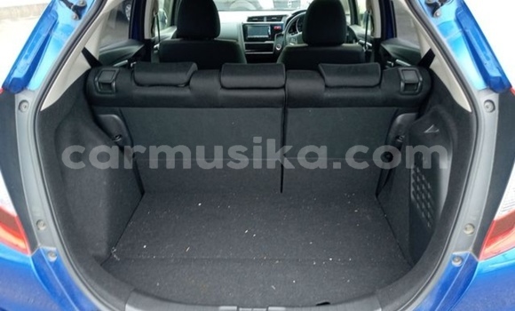 Acheter Occasion Voiture Honda Fit Bleu à Beitbridge, Matabeleland South Acheter Occasion Voiture Honda Fit Bleu à Beitbridge, Matabeleland South