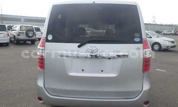 Buy Used Toyota Noah Silver Car in Beitbridge in Matabeleland South Buy Used Toyota Noah Silver Car in Beitbridge in Matabeleland South