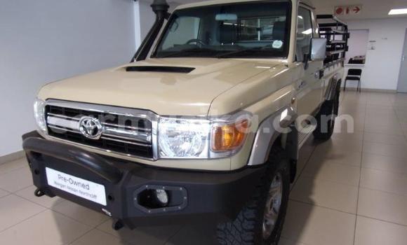 Acheter Occasion Voiture Toyota Land Cruiser Gris à Beitbridge, Matabeleland South Acheter Occasion Voiture Toyota Land Cruiser Gris à Beitbridge, Matabeleland South