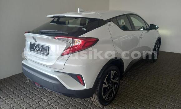 Tenga Tsaru Toyota Avanza Chena Mota in Beitbridge in Matabeleland South Tenga Tsaru Toyota Avanza Chena Mota in Beitbridge in Matabeleland South