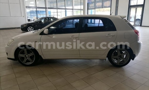 Acheter Occasion Voiture Toyota Runx Blanc à Beitbridge, Matabeleland South Acheter Occasion Voiture Toyota Runx Blanc à Beitbridge, Matabeleland South