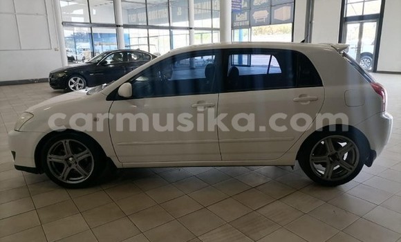 Acheter Occasion Voiture Toyota Runx Blanc à Beitbridge, Matabeleland South Acheter Occasion Voiture Toyota Runx Blanc à Beitbridge, Matabeleland South