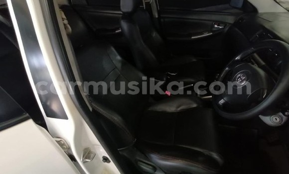 Acheter Occasion Voiture Toyota Runx Blanc à Beitbridge, Matabeleland South Acheter Occasion Voiture Toyota Runx Blanc à Beitbridge, Matabeleland South