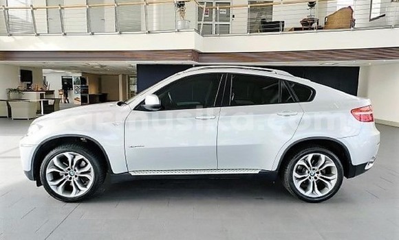 Acheter Occasion Voiture BMW X6 Gris à Beitbridge, Matabeleland South Acheter Occasion Voiture BMW X6 Gris à Beitbridge, Matabeleland South