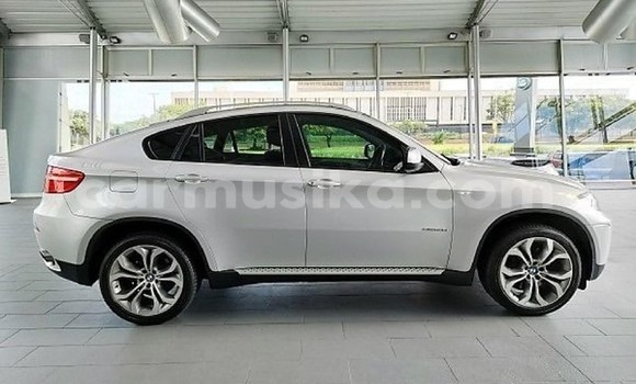 Acheter Occasion Voiture BMW X6 Gris à Beitbridge, Matabeleland South Acheter Occasion Voiture BMW X6 Gris à Beitbridge, Matabeleland South