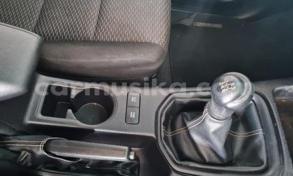 Buy Used Toyota Hilux White Car in Beitbridge in Matabeleland South Buy Used Toyota Hilux White Car in Beitbridge in Matabeleland South