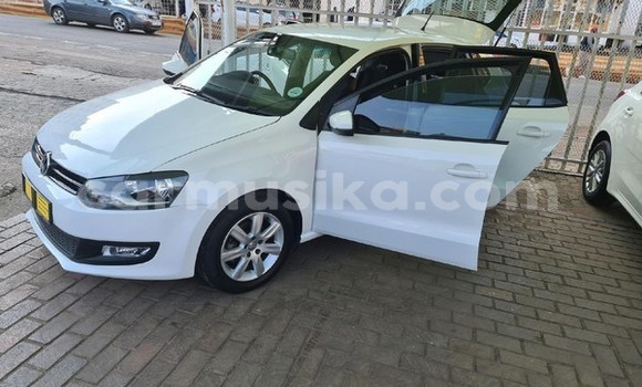 Tenga Tsaru Volkswagen Polo Chena Mota in Beitbridge in Matabeleland South Tenga Tsaru Volkswagen Polo Chena Mota in Beitbridge in Matabeleland South