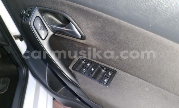 Tenga Tsaru Volkswagen Polo Chena Mota in Beitbridge in Matabeleland South Tenga Tsaru Volkswagen Polo Chena Mota in Beitbridge in Matabeleland South