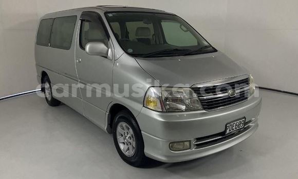 Buy Used Toyota Granvia Silver Car in Beitbridge in Matabeleland South Buy Used Toyota Granvia Silver Car in Beitbridge in Matabeleland South