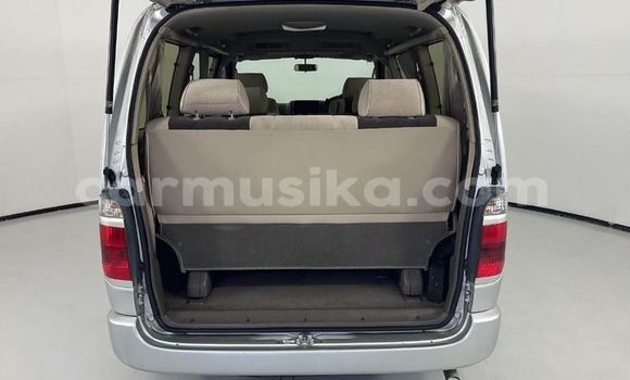 Buy Used Toyota Granvia Silver Car in Beitbridge in Matabeleland South Buy Used Toyota Granvia Silver Car in Beitbridge in Matabeleland South