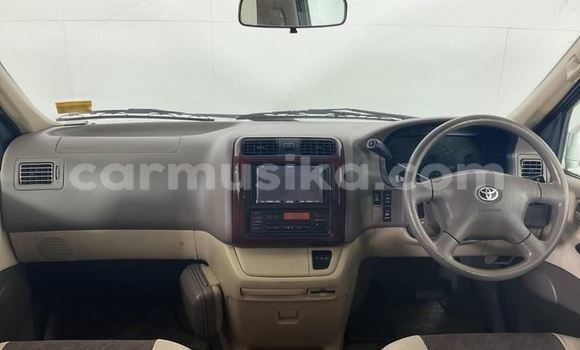 Buy Used Toyota Granvia Silver Car in Beitbridge in Matabeleland South Buy Used Toyota Granvia Silver Car in Beitbridge in Matabeleland South