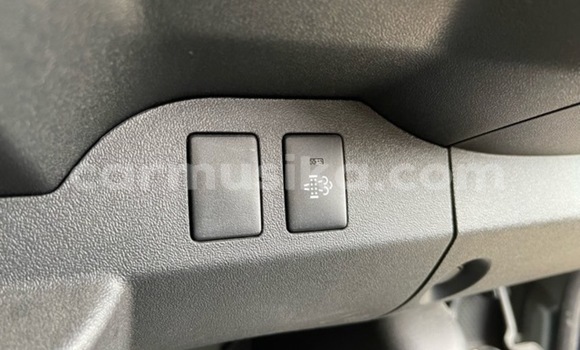 Buy Used Toyota Hiace Blue Car in Beitbridge in Matabeleland South Buy Used Toyota Hiace Blue Car in Beitbridge in Matabeleland South