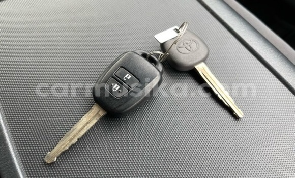 Buy Used Toyota Hiace Blue Car in Beitbridge in Matabeleland South Buy Used Toyota Hiace Blue Car in Beitbridge in Matabeleland South