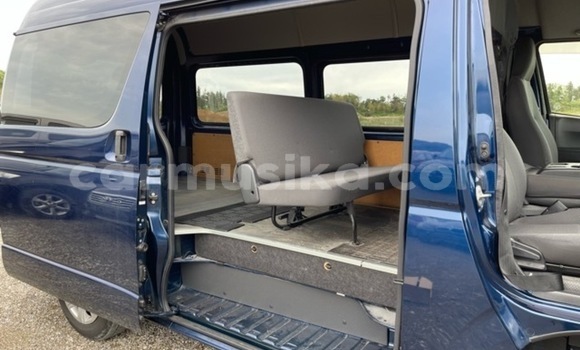 Buy Used Toyota Hiace Blue Car in Beitbridge in Matabeleland South Buy Used Toyota Hiace Blue Car in Beitbridge in Matabeleland South