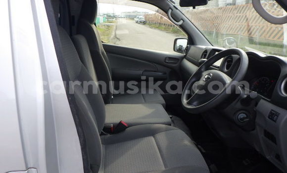 Buy Used Nissan Nv350 Silver Car in Beitbridge in Matabeleland South Buy Used Nissan Nv350 Silver Car in Beitbridge in Matabeleland South
