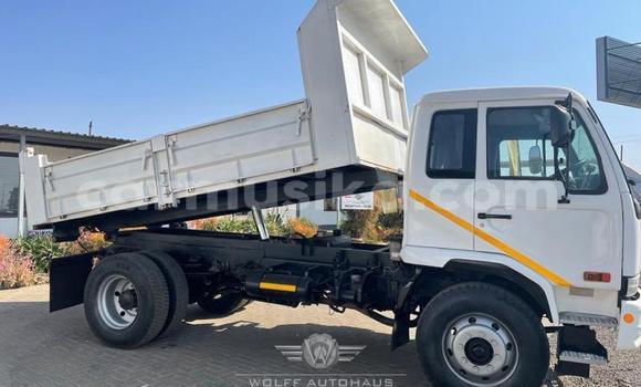 Buy Used Nissan UD White Truck in Beitbridge in Matabeleland South Buy Used Nissan UD White Truck in Beitbridge in Matabeleland South