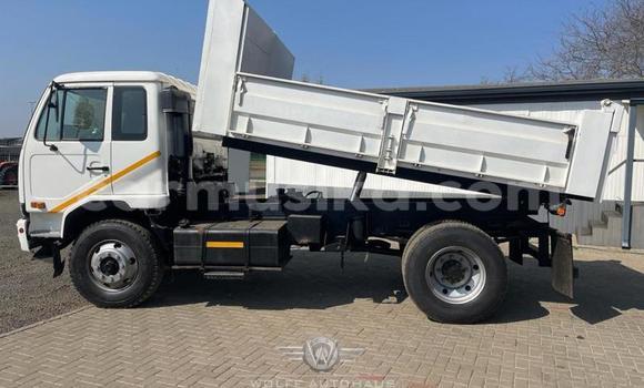 Buy Used Nissan UD White Truck in Beitbridge in Matabeleland South Buy Used Nissan UD White Truck in Beitbridge in Matabeleland South