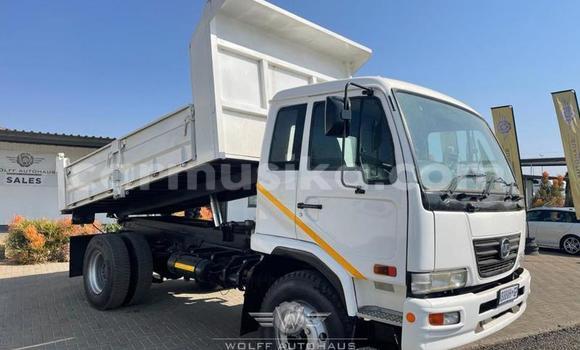 Buy Used Nissan UD White Truck in Beitbridge in Matabeleland South Buy Used Nissan UD White Truck in Beitbridge in Matabeleland South