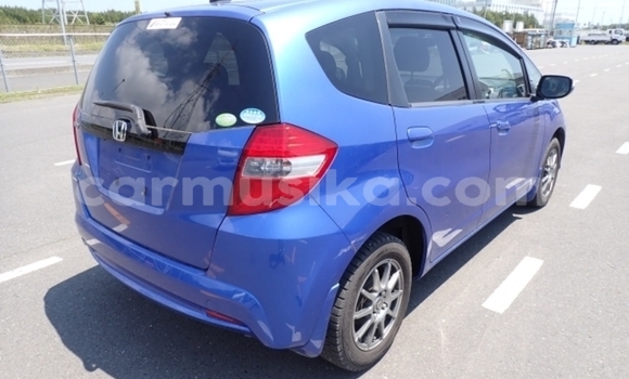 Buy Used Honda Fit Blue Car in Beitbridge in Matabeleland South Buy Used Honda Fit Blue Car in Beitbridge in Matabeleland South